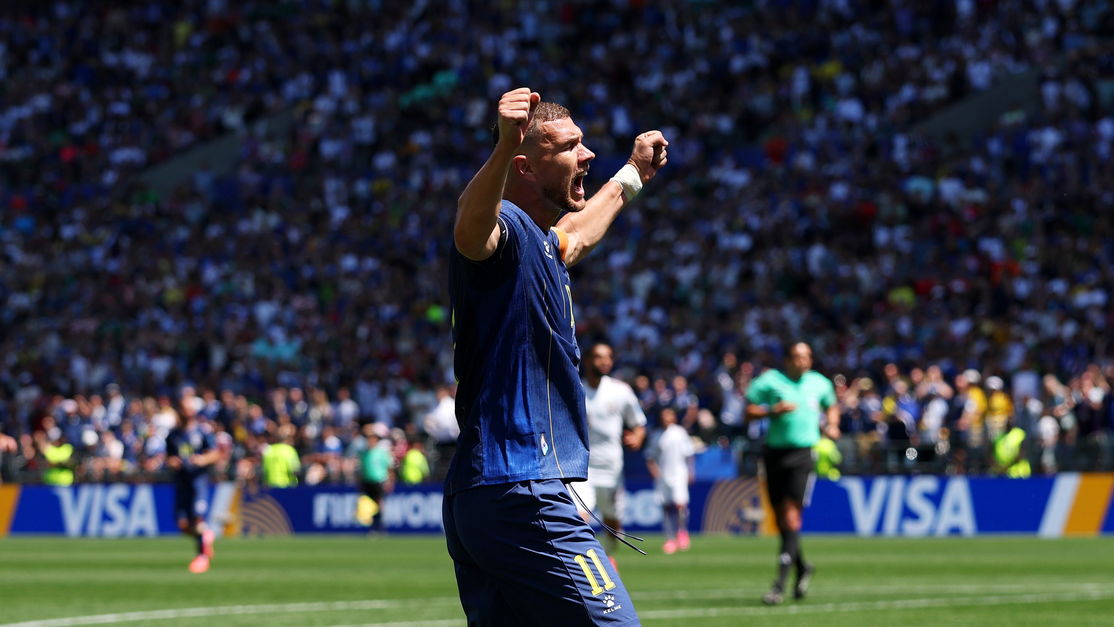 Džeko se oglasio nakon historijskog uspjeha: Evo šta je poručio!